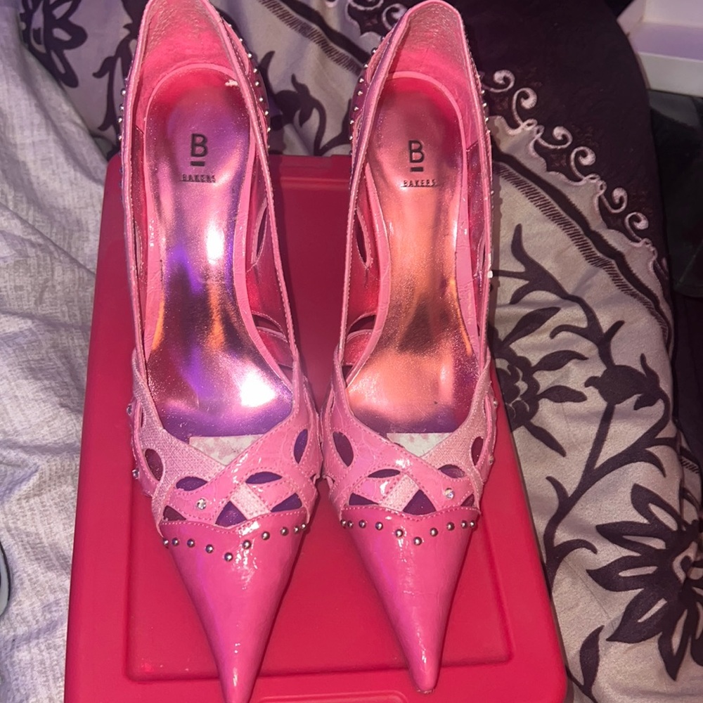 Women’s Sz 9B Bakers Pink Heels